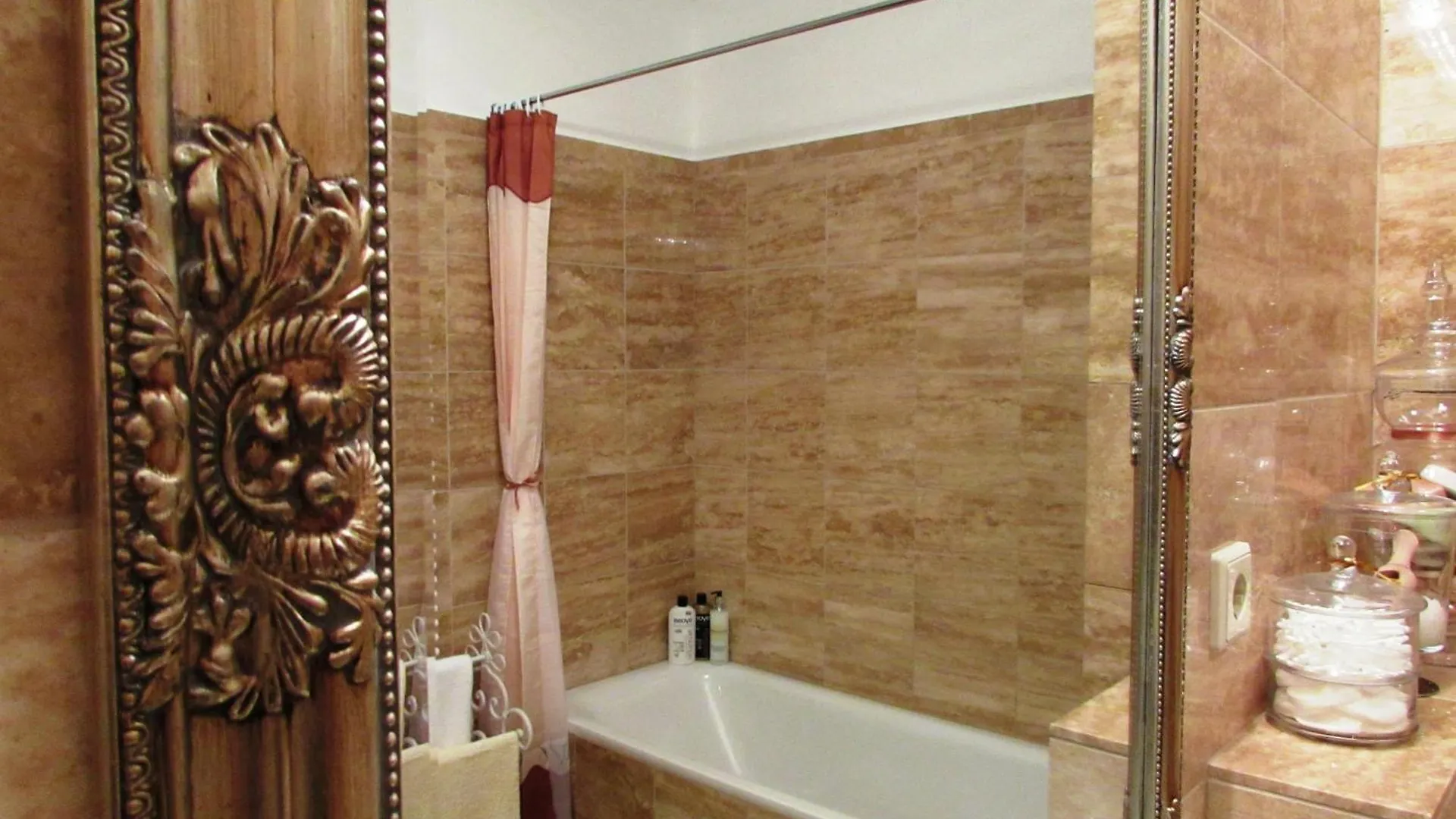Colours Apartments Superior With Free Parking Budapest Hungary