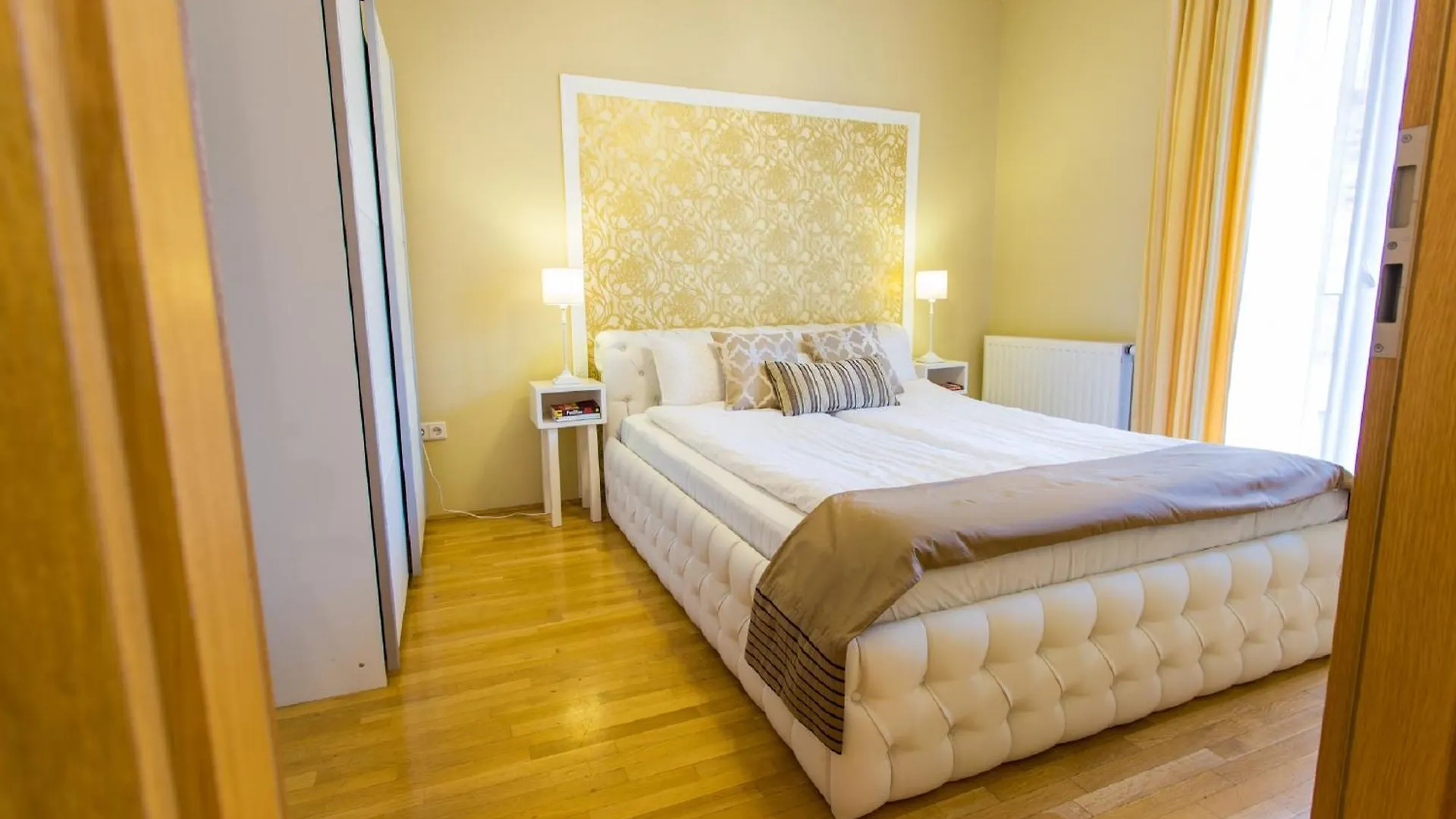 Colours Apartments Superior With Free Parking Budapest